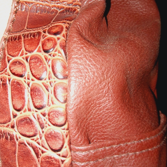 Two Tone Brown Shoulder Bag Crocodile Textured Sides Gold Toned Hardware - Picture 9 of 10